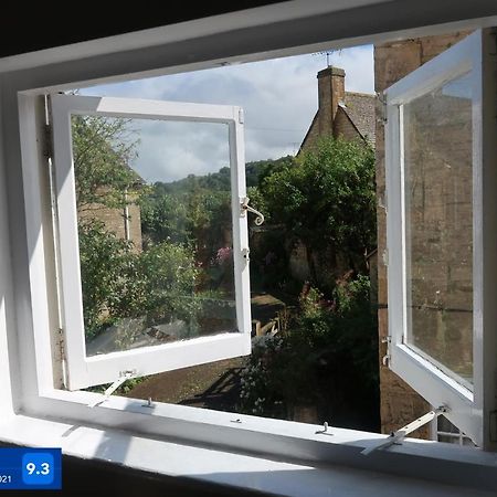 Peaceful Cottage In Heart Of Winchcombe Esterno foto