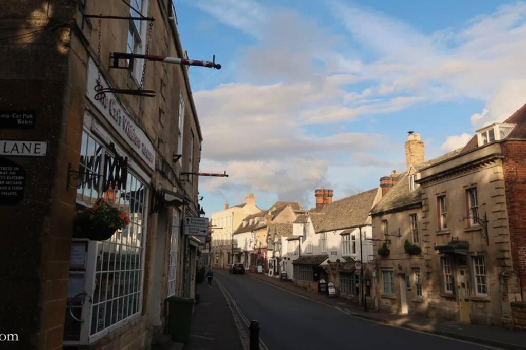 Peaceful Cottage In Heart Of Winchcombe Esterno foto